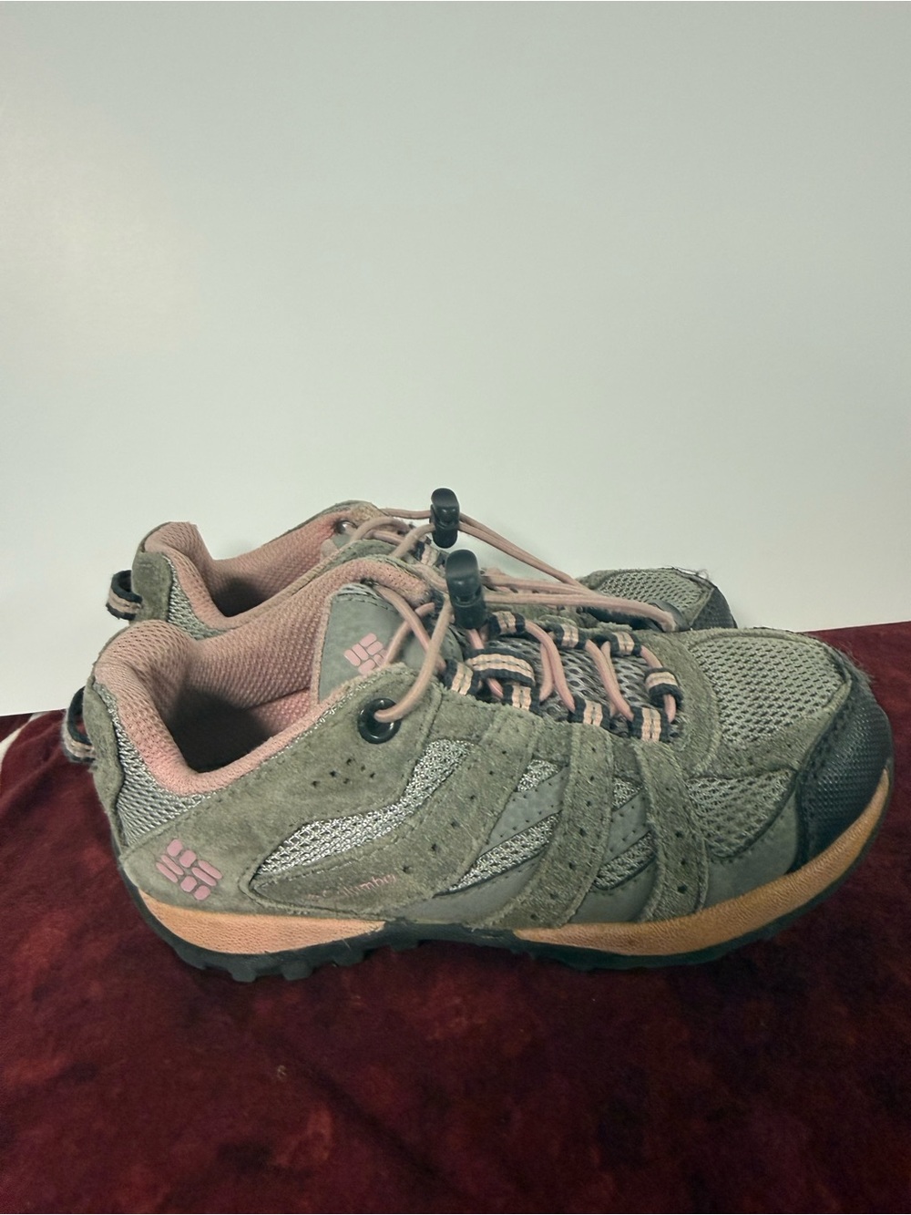 Columbia Girls Size 11 Hiking Trail Shoes Gray Pink Bungee Lace Outdoor - Picture 3 of 11